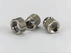 QualiTru 7-Port Female Threaded Fitting, 19mm Threads, with Knurled Nut, Stainless Steel 316L