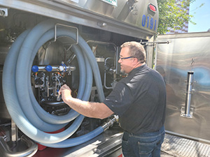 QualiTru aseptic sampling system for dairy tanker trucks
